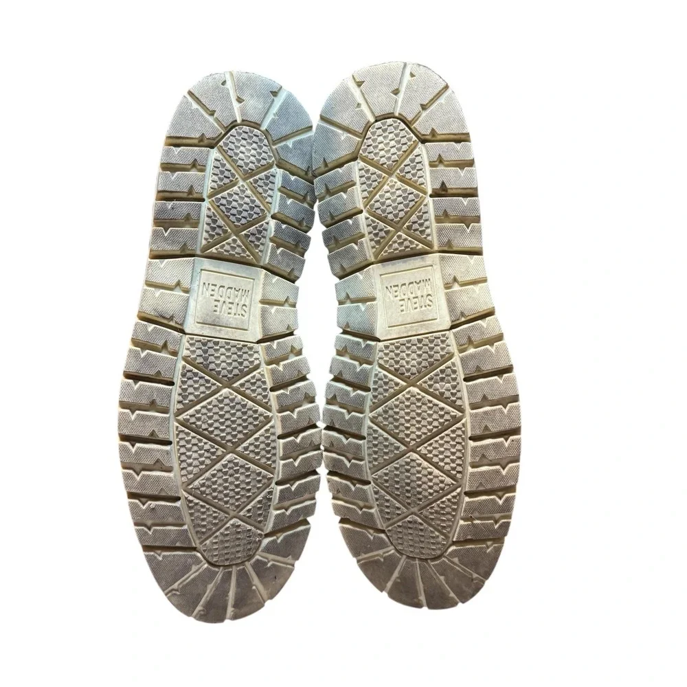 Steve Madden brand steve